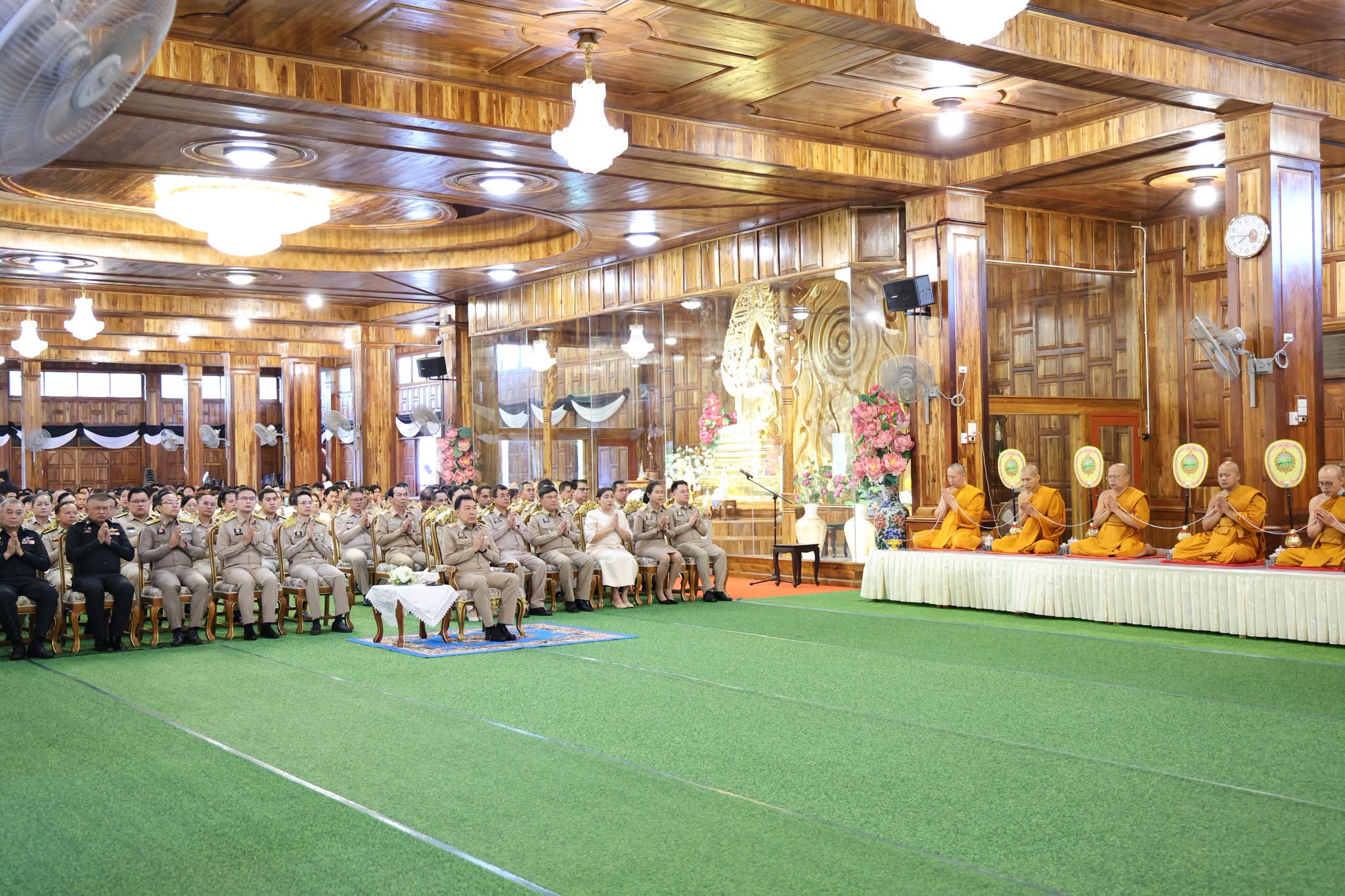 title - สำนักงานการปฏิรูปที่ดินจังหวัดเพชรบูรณ์ร่วมประกอบพิธีเจริญพระพุทธมนต์และตักบาตรถวายพระกุศล สมเด็จพระเจ้าน้องนางเธอ เจ้าฟ้าจุฬาภรณวลัยลักษณ์ อัครราชกุมารี กรมพระศรีสวางควัฒน วรขัตติยราชนารี เนื่องในวันคล้ายวันประสูติ